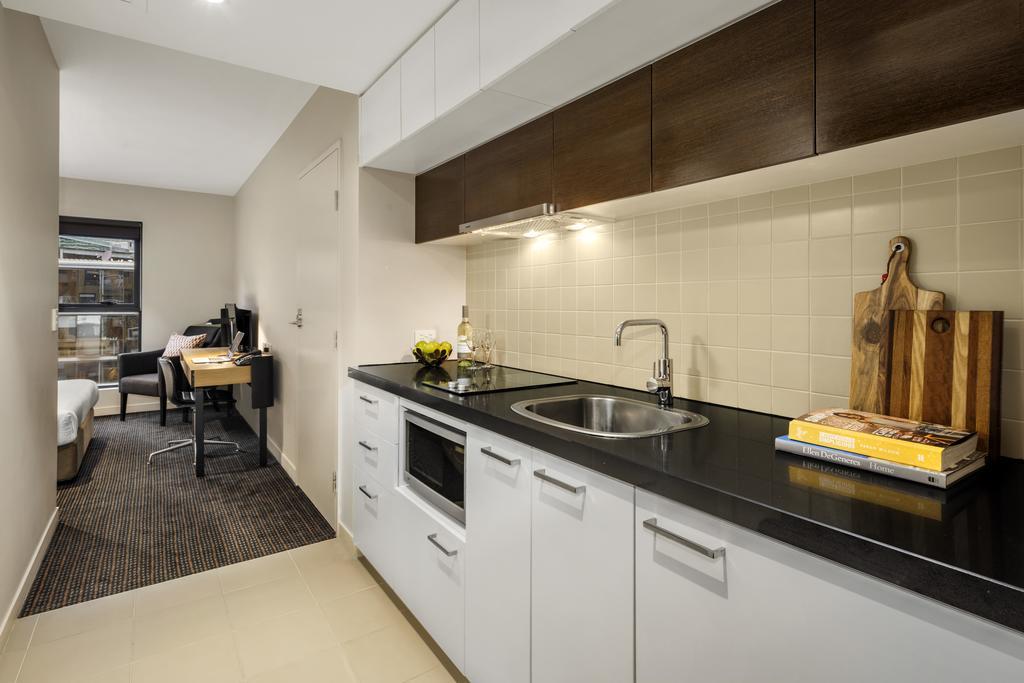 Quest Docklands Aparthotel Melbourne Exteriör bild
