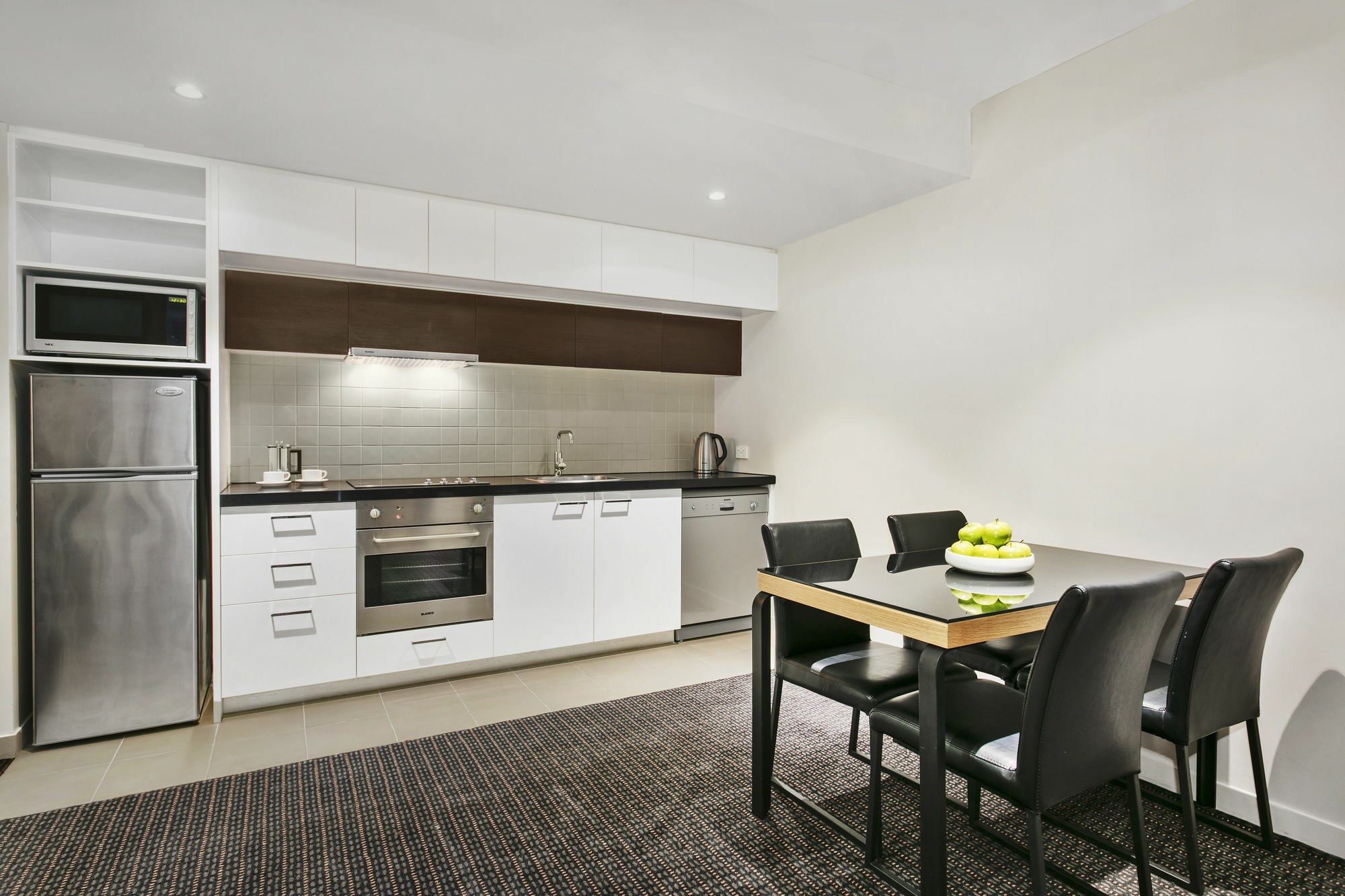 Quest Docklands Aparthotel Melbourne Exteriör bild